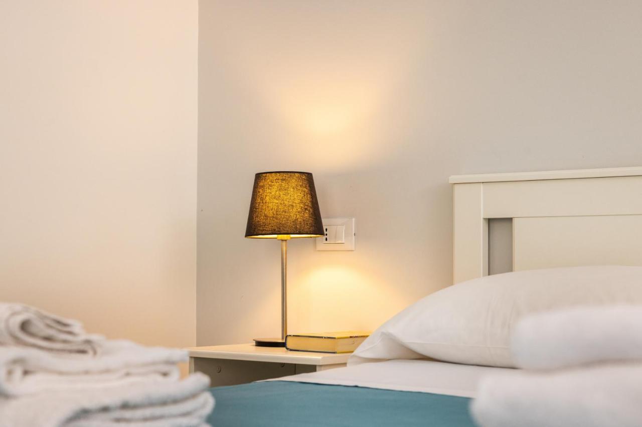 Blue Apartment מסינה מראה חיצוני תמונה